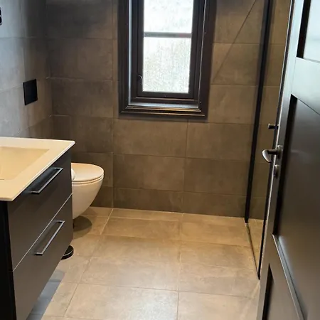Brand-new For Rent At Lemonsjoen And Close To Besseggen 別荘